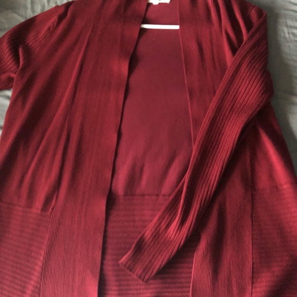 Red cardigan - Picture 1 of 1